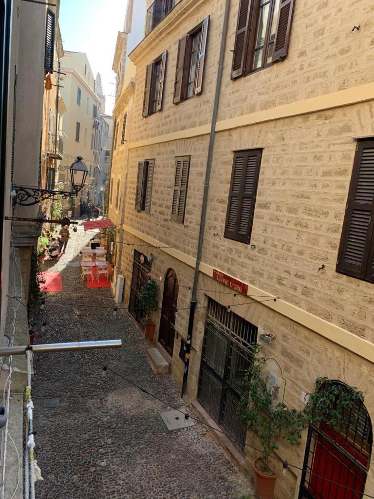 La Casa Di Elisabetta Apartment อาลเกโร ภายนอก รูปภาพ